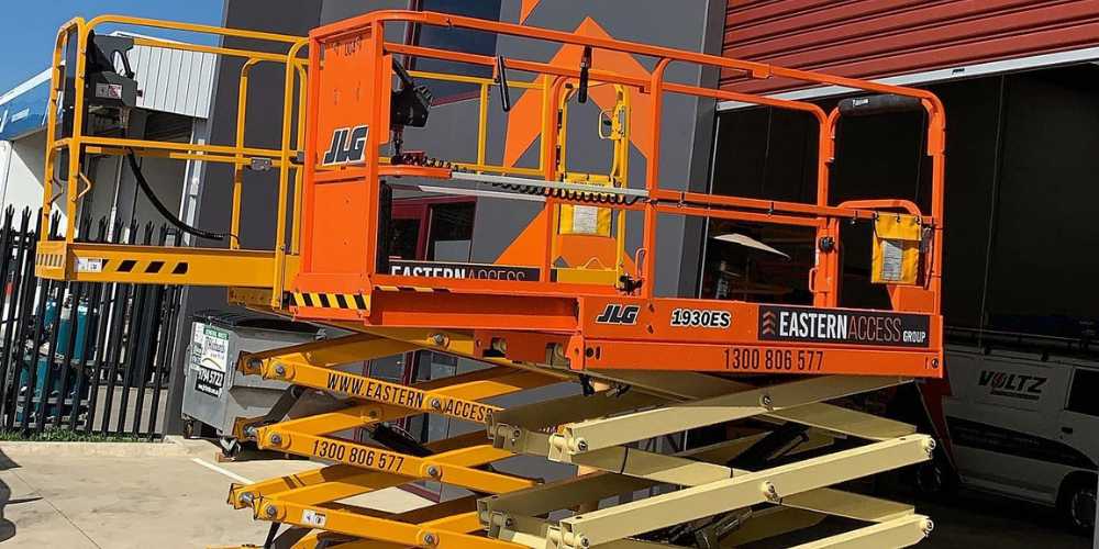 Advantages of Scissor Lifts - Eastern Access Group